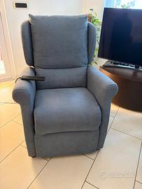 POLTRONA ALZAPERSONE VITARELAX MOD.MULTIPLA