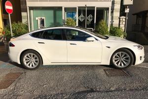 Tesla Model S 90D - 2017