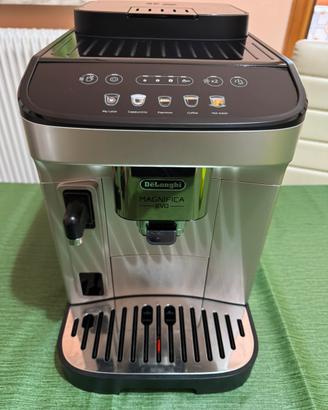 De’Longhi Magnifica Evo LatteCrema ECAM290.61.SB