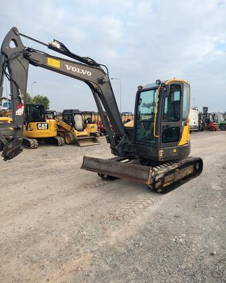 Volvo ECR58 – 2020 – 2.800 ore