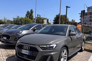 AUDI A1 SPB 35 TFSI S tronic S line edition