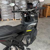 Honda x adv 750