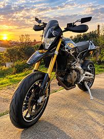 Aprilia dorsoduro 750