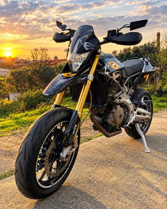 Aprilia dorsoduro 750