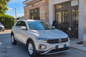 Volkswagen T-Roc I 2022 2.0 tdi Life 150cv dsg