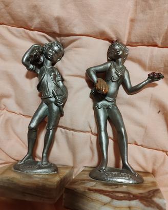 coppia Statuette vintage,  inverno e