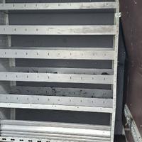 scaffalatura per furgoni