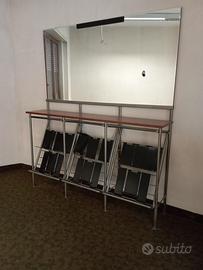 Mobile vintage con specchio e ripiani