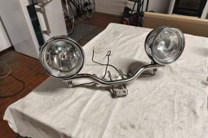 staffa e fari supplementari Harley Davidson 