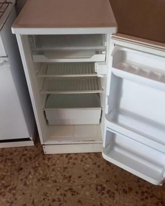 Frigorifero Ignis compatto funzionante 