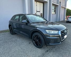 AUDI Q5 35 TDI quattro S tronic Sport