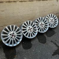 4 Cerchi in lega da 17” Fiat