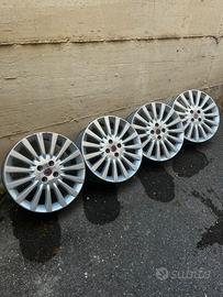 4 Cerchi in lega da 17” Fiat