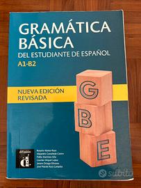Libro di spagnolo Grámatica básica