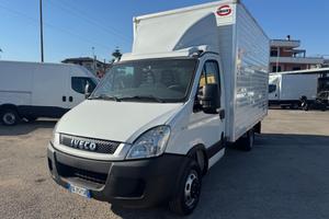 Iveco daily 35c12 cassone in lega 09