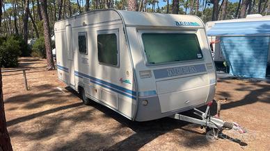 adria unica 490db