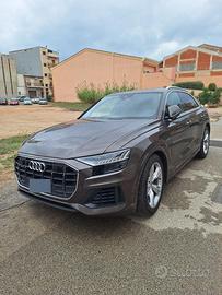 Audi Q8 tdi 50 quattro 
