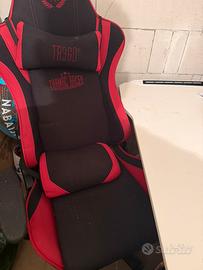 Sedia e scrivania gaming