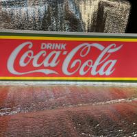 Insegna luminosa Coca-Cola