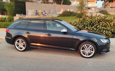 Audi A4 Avant S-Line S-Tronic 