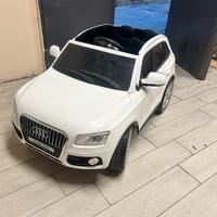 Auto elettrica Audi Q5 per bambini
