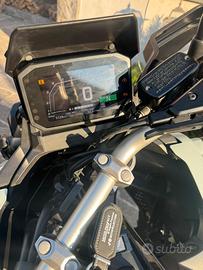 Honda x-adv 750 anno 2025 con 5300km