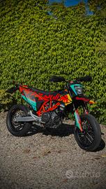KTM 690 SMC R “non depotenziato”