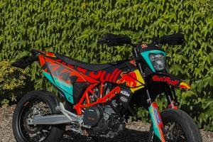 KTM 690 SMC R “non depotenziato”