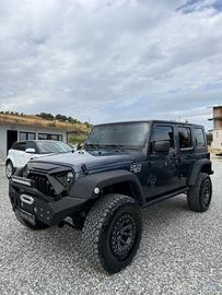 Jeep Wrangler Unlimited 2.8 CRD DPF Sahara Auto
