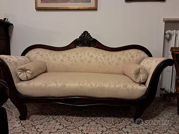 divanetto antico