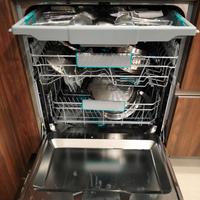 Lavastoviglie incasso Hisense serie hv16a