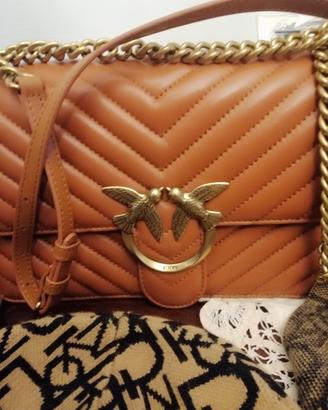 Borsa Pinko