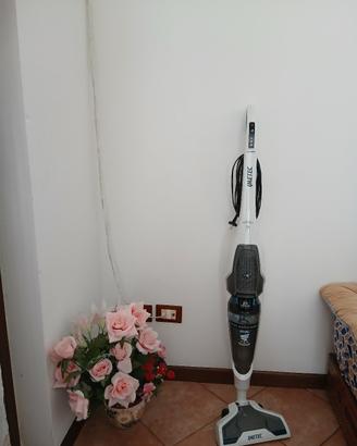 aspirapolvere 