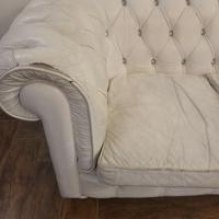 Coppia Divani Chesterfield Bianco