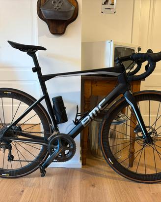 Bici BMC Roadmachine 2