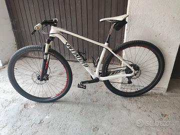 MTB Specialized  Stumpjumper carbonio.