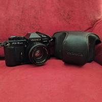 Macchinetta fotografica Yashica 2000 super