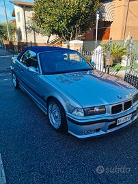 BMW E36 320i