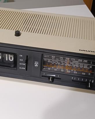 RADIOSVEGLIA GRUNDIG VINTAGE
