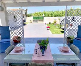 Villa white a due passi dal mare