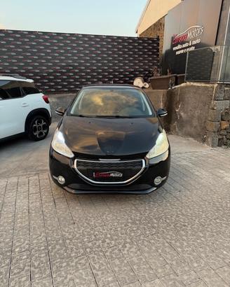 Peugeot 208 1.2 VTi 82 CV 5 porte Allure