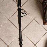 monopiede Manfrotto 682B con testa a joystick #222