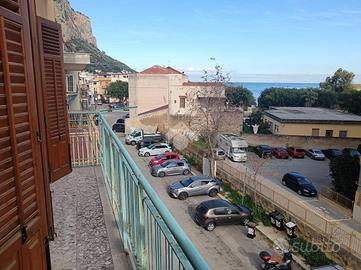 4 LOCALI A PALERMO