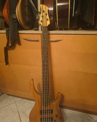basso Yamaha fretless 5corde