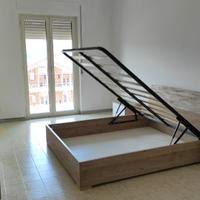Camera da letto completa con materasso incluso