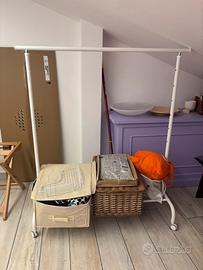 Carrello ikea regolabile in altezza con rotelle