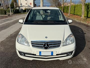 Mercedes Benz A180d