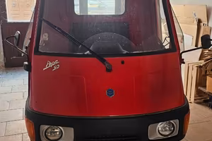 APE CAR 50