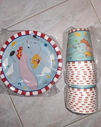 piatti e bicchieri di carta tema Dumbo