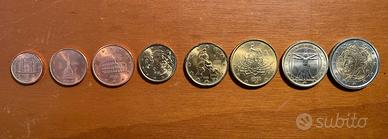 Gruppo di 8 monete italiane Euro del 2002